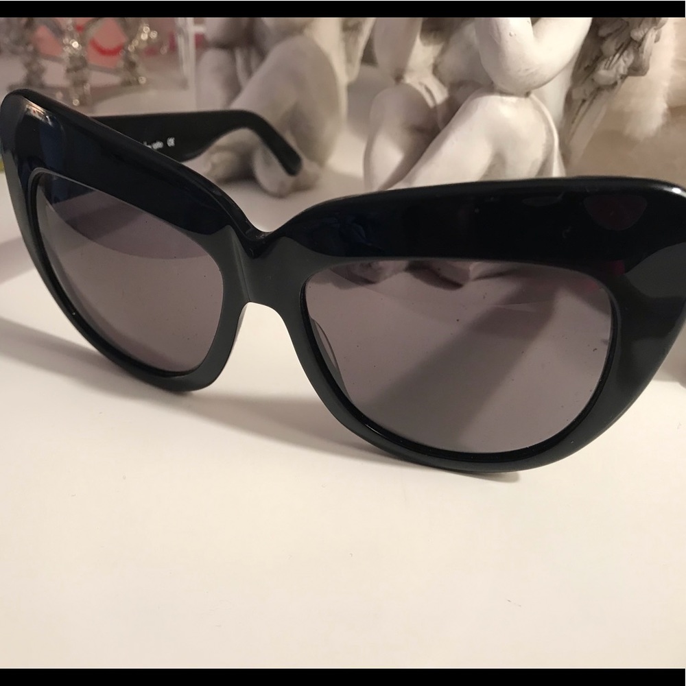 House of Harlow 1960 Cat Eye Sunglasses
